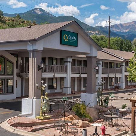 Econo Lodge Inn&Suites Manitou Springs Exterior foto